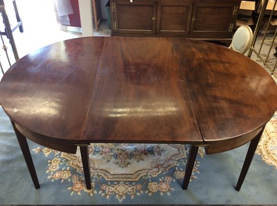 Lot 1218 - George III mahogany D-end dining table