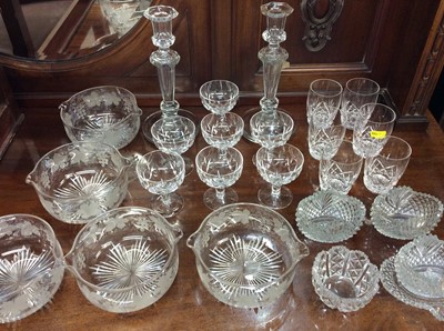Lot 101 - Five engraved glass rinsers, 19th century cut glass salts and other glassware