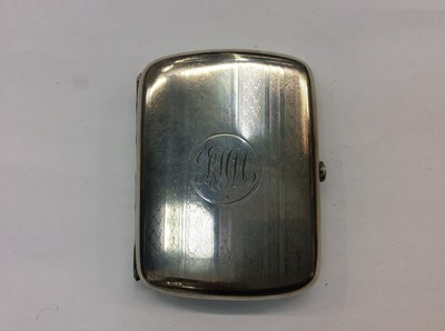 Lot 694 - Edwardian silver cigarette case