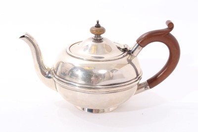 Lot 228 - 1940s Georgian style bullet form teapot