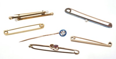 Lot 524 - Edwardian blue enamel and pearl bar brooch with matching stick pin, and four Edwardian gold bar brooches