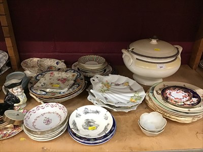 Lot 541 - Collection of ceramics including Royal Doulton tureen, shell shaped dishes and plates