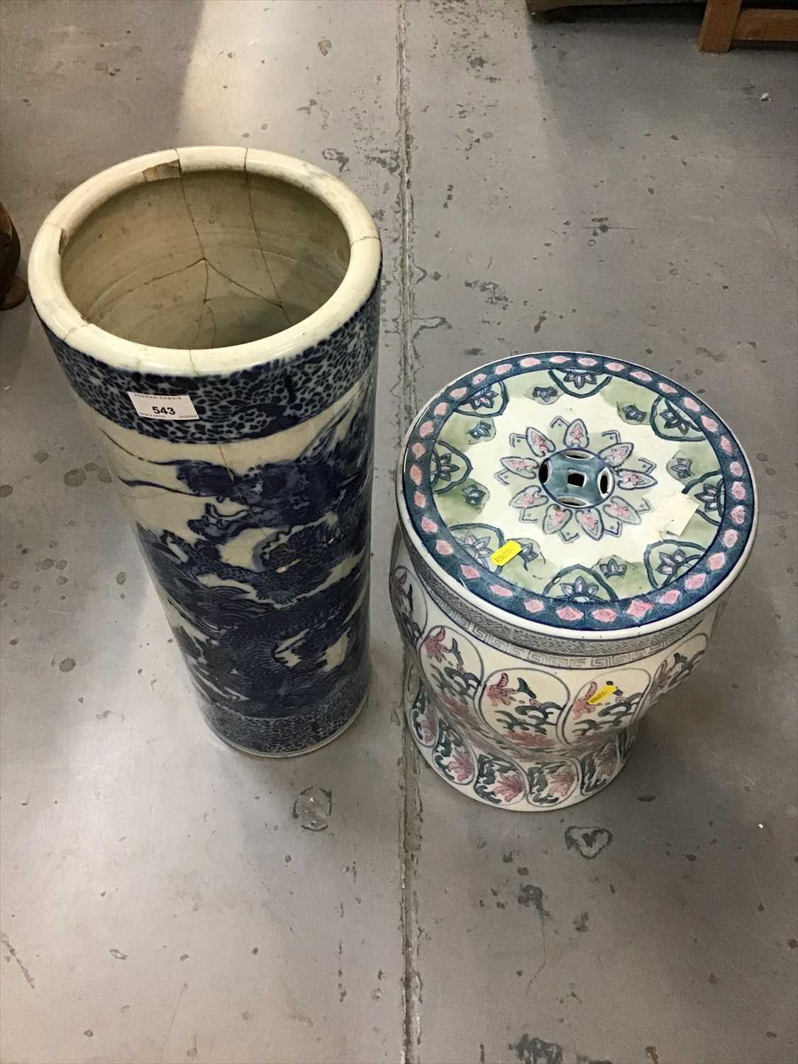 Lot 543 Blue and white umbrella stand and oriental