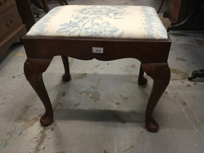 Lot 1038 - Queen Anne-style mahogany dressing stool on shell carved cabriole legs