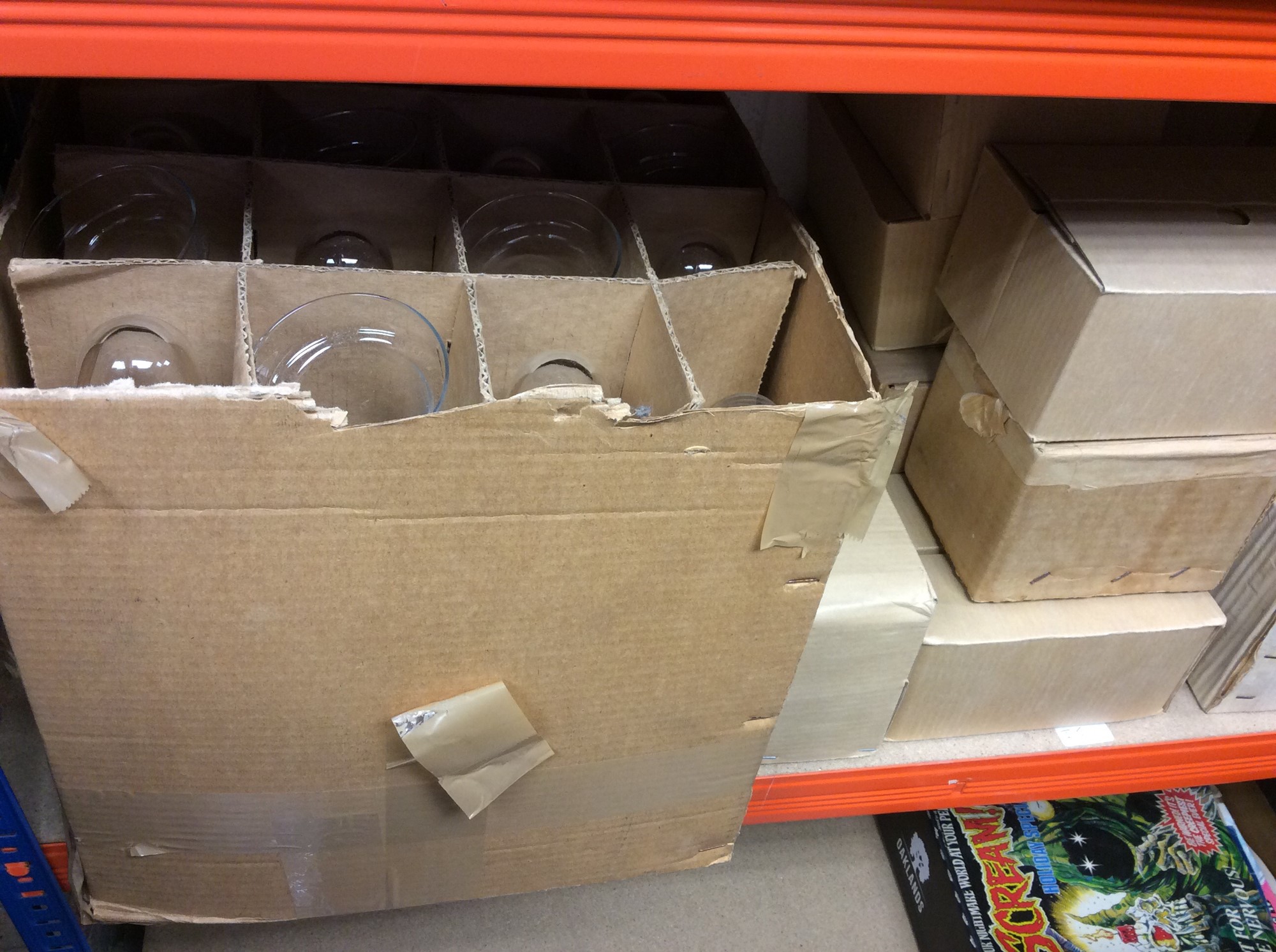 Lot 287 Quantity glassware including coloured glass