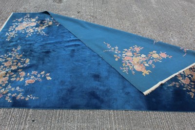 Lot 1371 - Large Chinese rug