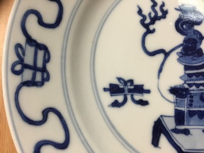 Lot 115 - Chinese blue and white saucer dish