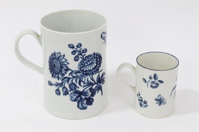 Lot 134 - 18th century Worcester blue and white porcelain mug and tankard