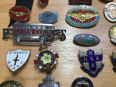 Lot 308 - Vintage badges -mostly enamel selection including 1932 Sydney Harbour Bridge, Woman's league of health and beauty, eastern Counties Buses, various railway, Golden shred and others