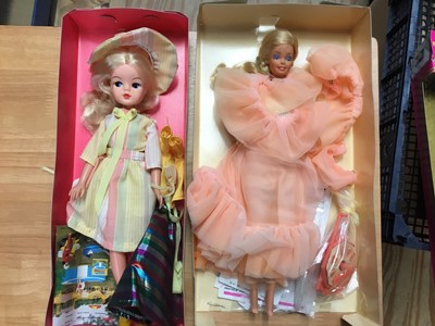 Lot 311 - 1980s Barbie ' Peaches n cream' doll boxed with accessories and spinner etc, and 1980s Sindy Party time doll 42006 with additional outfit (2)