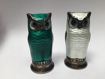 Lot 191 - Mid 20th century Norwegian silver and enamel owl pepper pots by David Anderson , one in white and the other in green enamel 55mm high