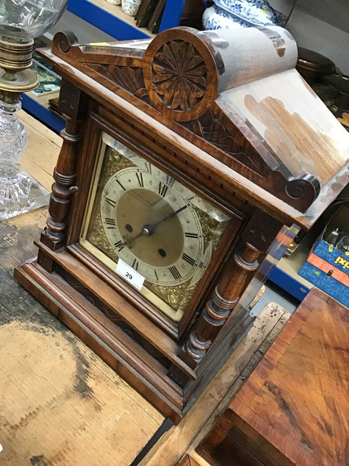 Lot 29 - Late 19th / early 20th century Continental walnut bracket clock
