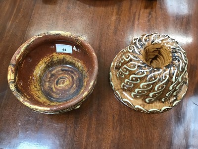 Lot 44 - Collection of ceramics
