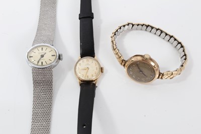 Lot 573 - Ladies 9ct gold wristwatch, together with ladies Omega watch