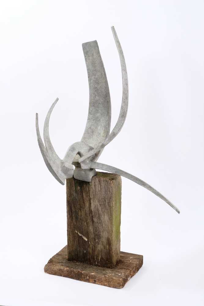 Lot 794 - Jonathan Clarke (b.1961) bronze sculpture bird