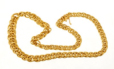 Lot 404 - 18ct gold necklace with graduated double links