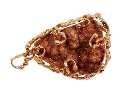 Lot 458 - 1960s gold mounted druzy mineral pendant, in the manner of Arthur King or Andrew Grima