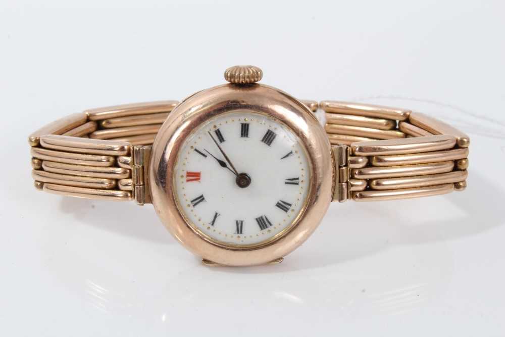 Lot 561 - Edwardian ladies 9ct rose gold wristwatch