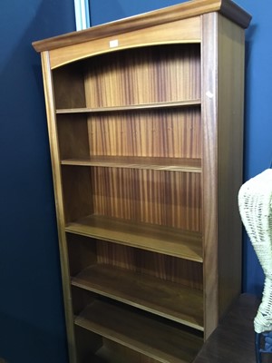 Lot 136 - Large open bookcase with 6 shelves (4 adjustable)