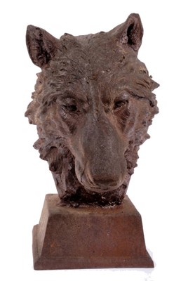 Lot 656 - Cast iron wolf sculpture