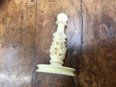Lot 728 - 19th century Chinese Canton carved ivory chess set, housed in a fine carved oak fitted box