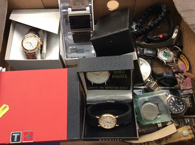 Lot 694 - Group of various wristwatches including Tissot, Fossil and Accurist