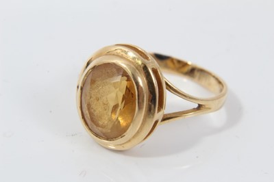 Lot 66 - Three 18ct gold gem set rings
