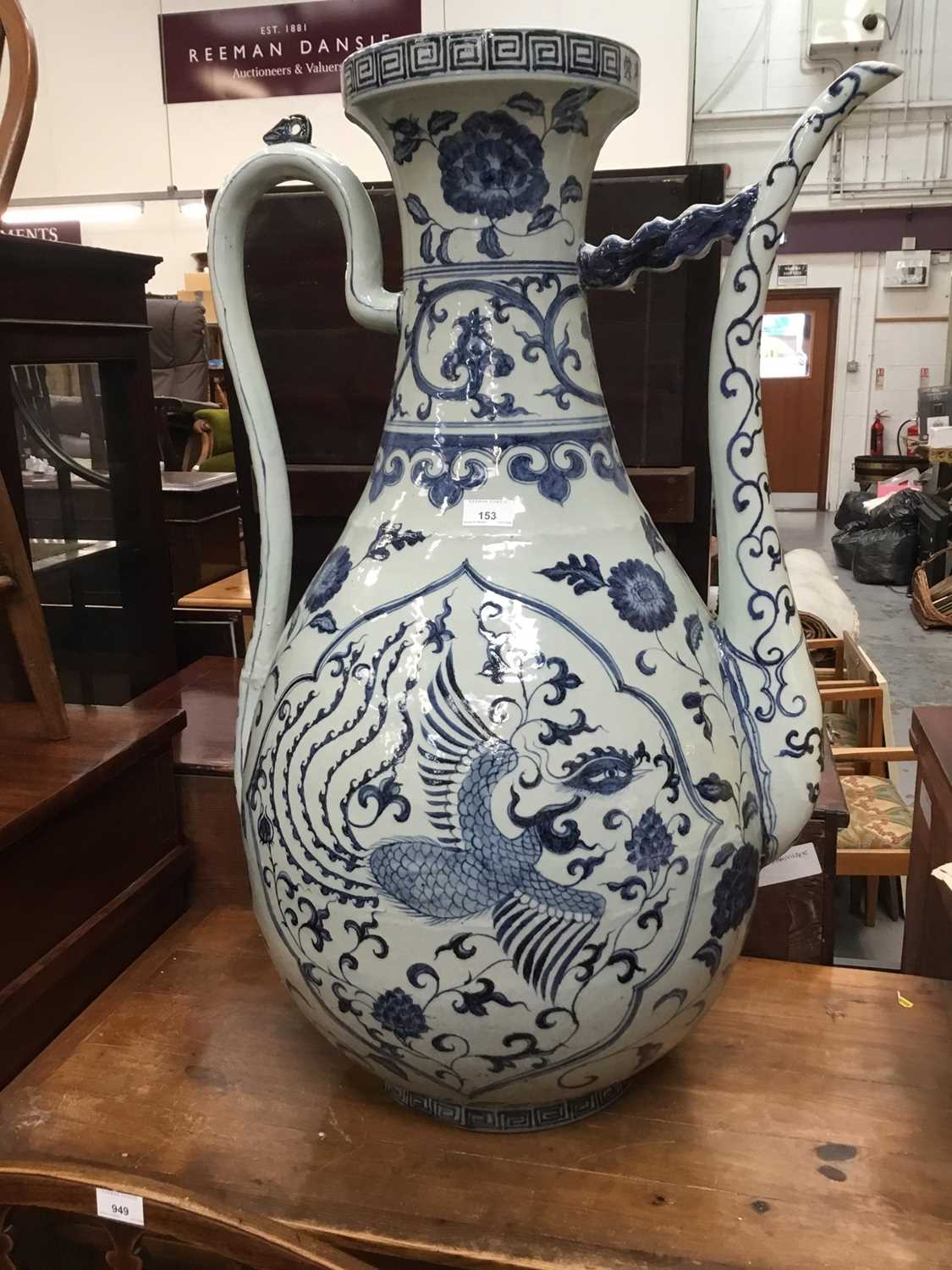 Lot 153 - Large Chinese ewer