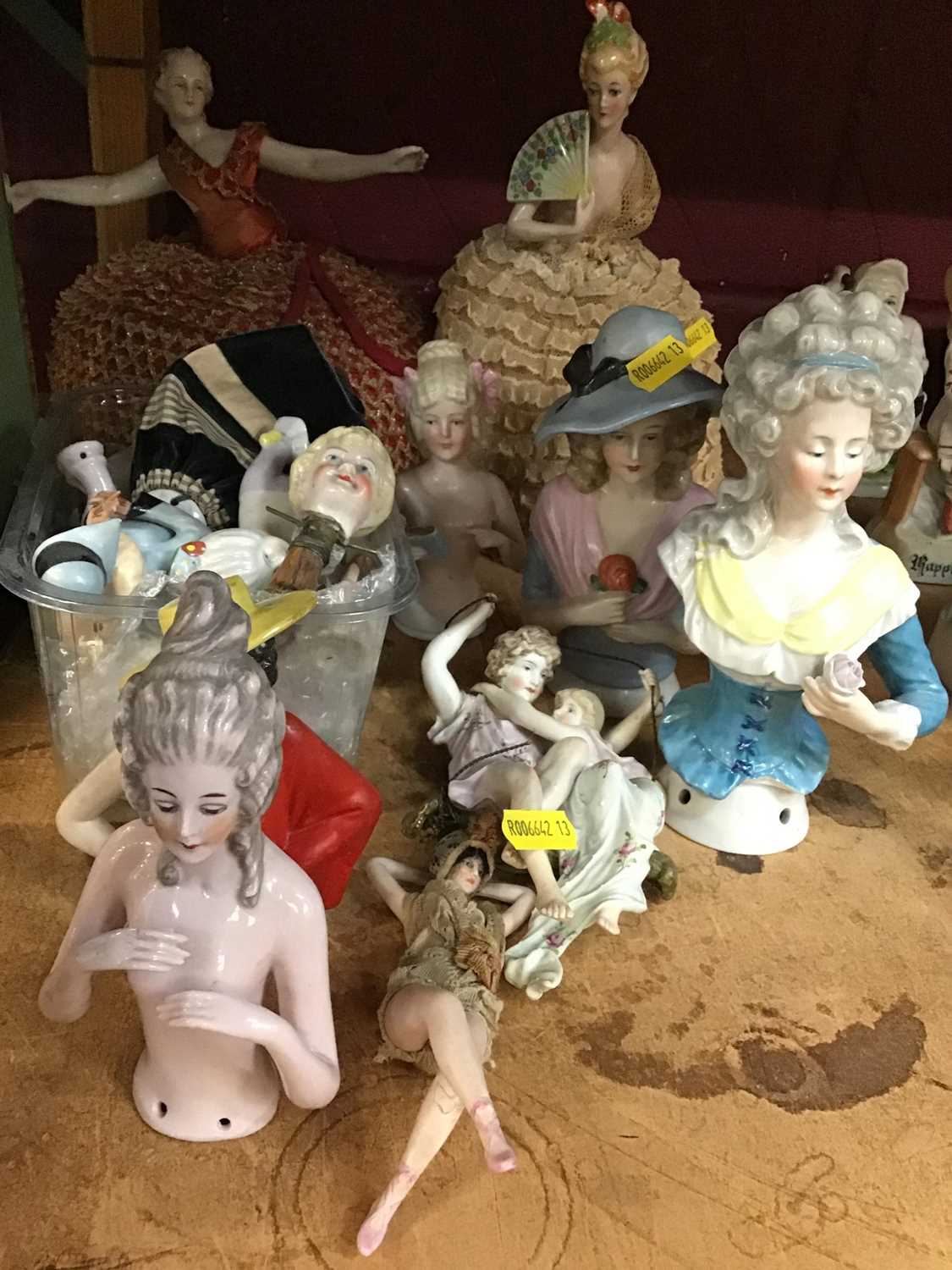 Lot 575 - Collection of porcelain half dolls