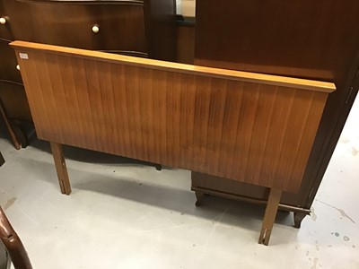 Lot 917 - Alfred Cox for Heals - Suite of walnut bedroom furniture