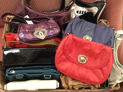 Lot 499 - Group of handbags