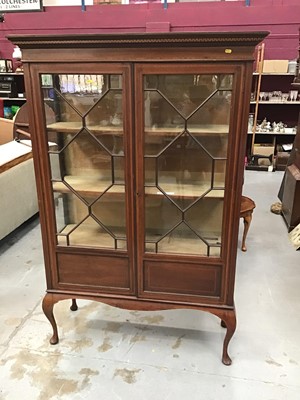 Lot 869 - Edwardian mahogany display cabinet