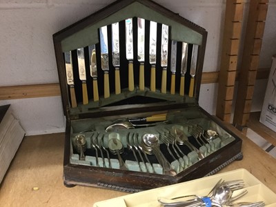 Lot 321 - Canteen of silver plated cutlery in oak case and one other