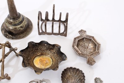 Lot 271 - Selection of miscellaneous silver, white metal and other plated items.
