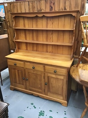 Lot 934 - Pine dresser with raised back ,three drawers and cupboards below.