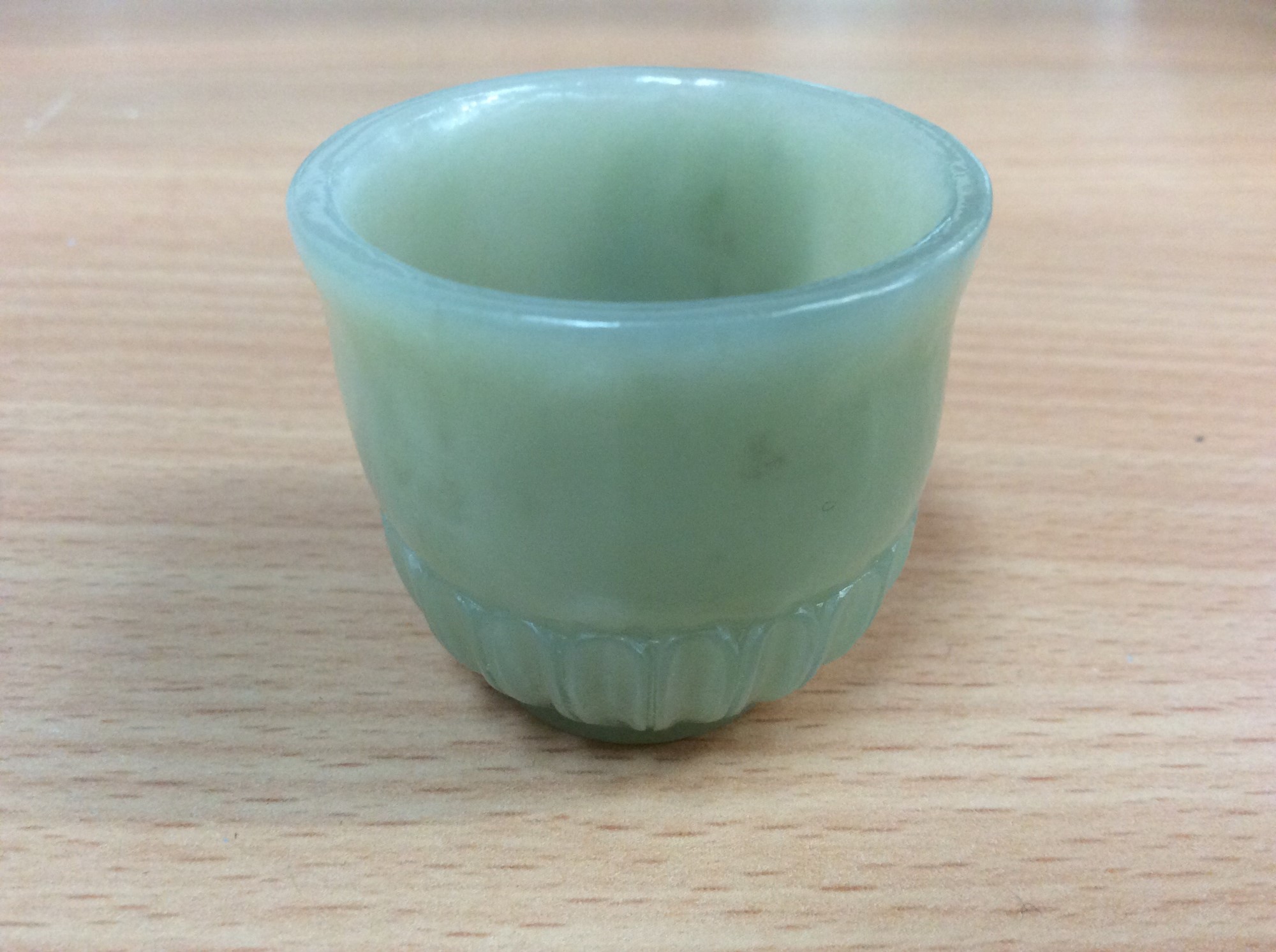 Lot 276 Indian carved jade pot