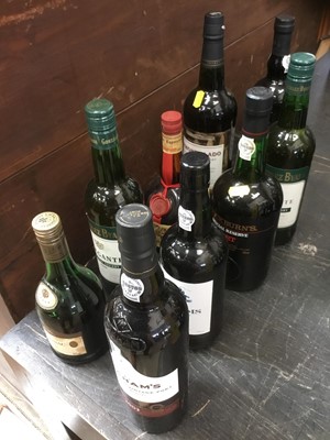 Lot 163 - Bottles of port, grand marnier and others