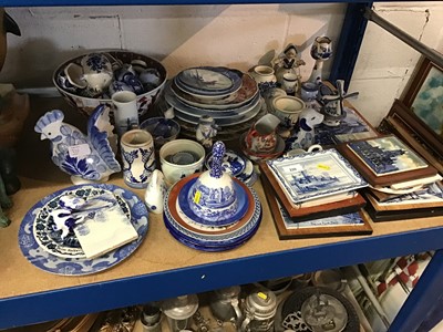 Lot 220 - Collection of Delftware and other ceramics