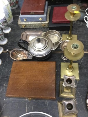 Lot 183 - Metalwares and silver plated items