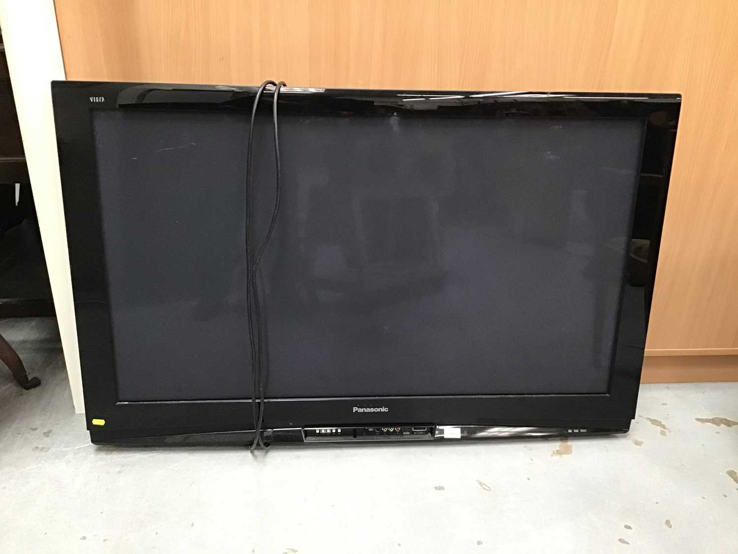 Lot 985 - Panasonic Viera wall mounted flatscreen television - model no TH-50PZ81B with remote control