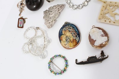Lot 15 - Silver brooches, cameo brooch, Edwardian 9ct gold pendant, other jewellery and bijouterie