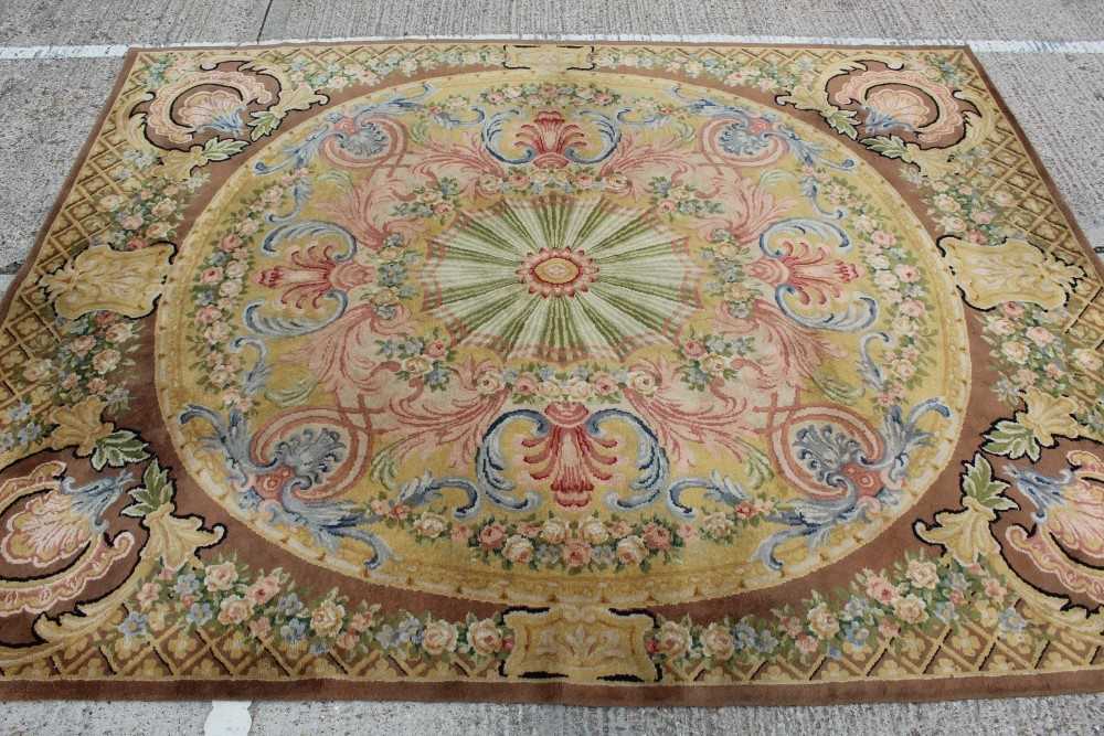 Lot 1400 - Large Aubusson style carpet