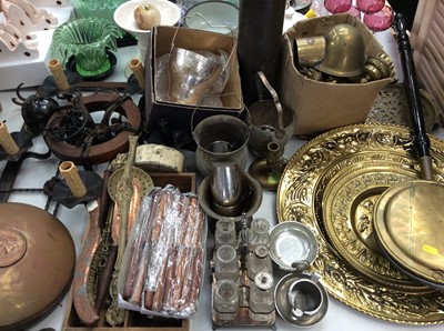 Lot 452 - Quantity brass and other metal ware