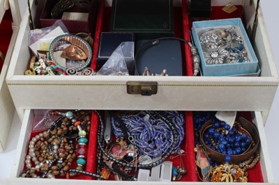 Lot 105 - Jewellery boxes containing large quantity costume jewellery, wristwatches and bijouterie
