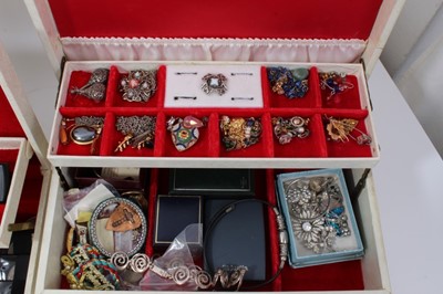 Lot 105 - Jewellery boxes containing large quantity costume jewellery, wristwatches and bijouterie