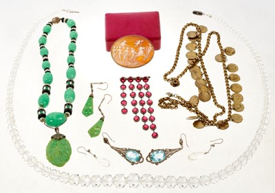 Lot 408 - Group of antique and vintage costume jewellery to include simulated jade necklace
