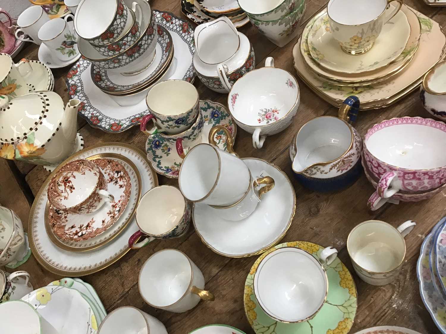 Lot 16 - Set of five Dresden teacups with two saucers, together with a quantity of china including a pair of Aynsley teacup and saucers, Spode milk jug, Royal Doulton, Shelley and Foley china