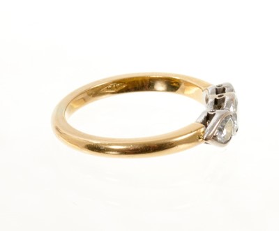 Lot 430 - Diamond three stone ring
