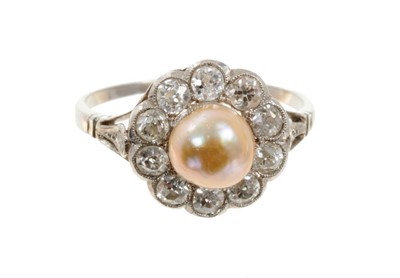 Lot 418 - Antique pearl and diamond cluster ring with a cultured pearl (not tested for natural origin) surrounded by old cut diamonds in platinum setting