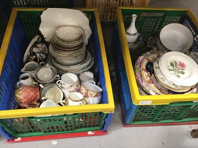 Lot 81 - Four boxes of mixed decorative china
